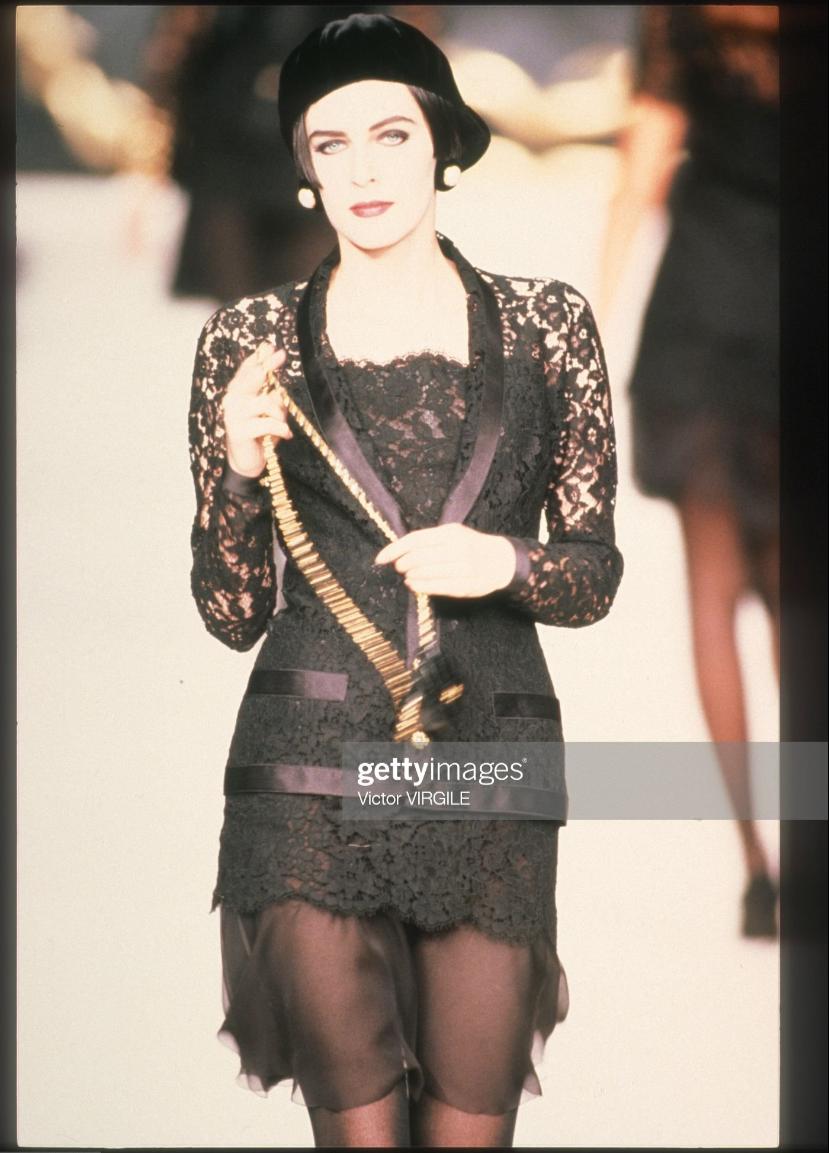 Ensemble en dentelle Chanel Automne 1991