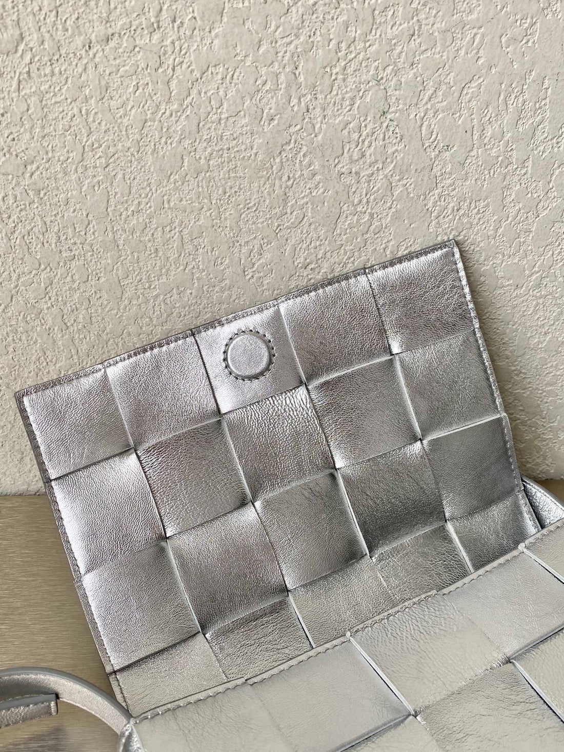 BV Cassette Crossbody Bag Silver, For Womtlm, Bags 9.1in/23cm 