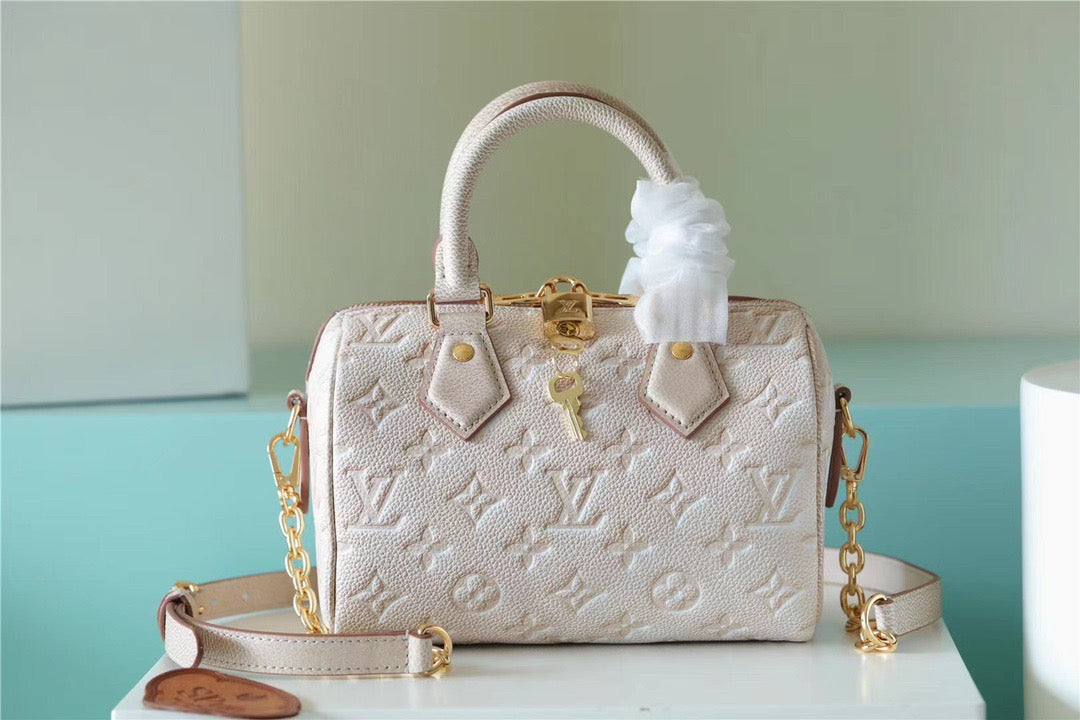 LV Speedy Bandouliere 20 Monogram Empreinte Pale Beige For Womtlm,  Shoulder And Crossbody Bags 20.5cm/8.1in LV M46163