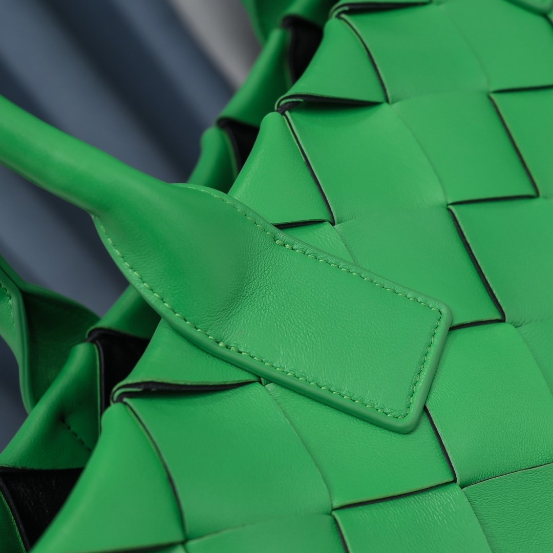 BV Braided Maxi Cava Tote Bag Gretlm, For Womtlm, Bags 13.8in/35cm