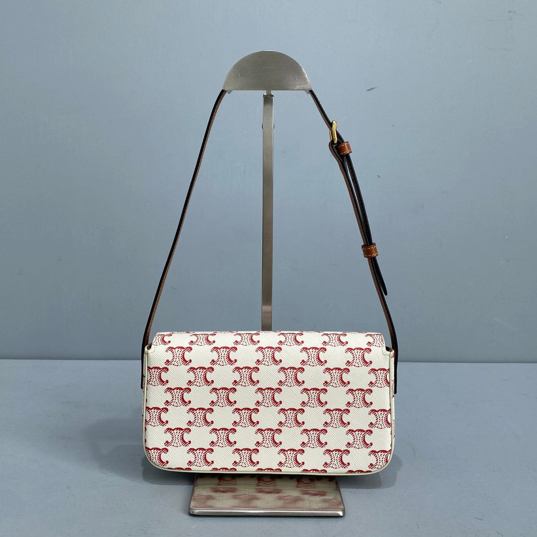 CE Triomphe Shoulder Bag In Triomphe Canvas  Red For Womtlm 8in/20cm 194142CUZ.27ED