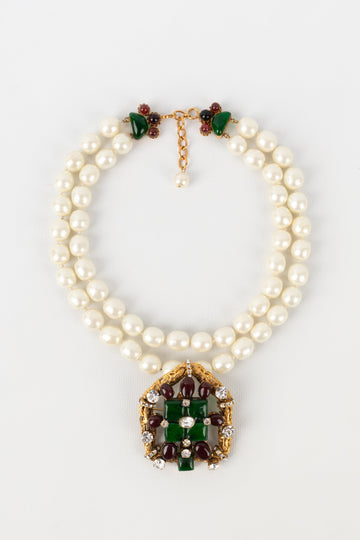 Collier en pâte de verre Chanel