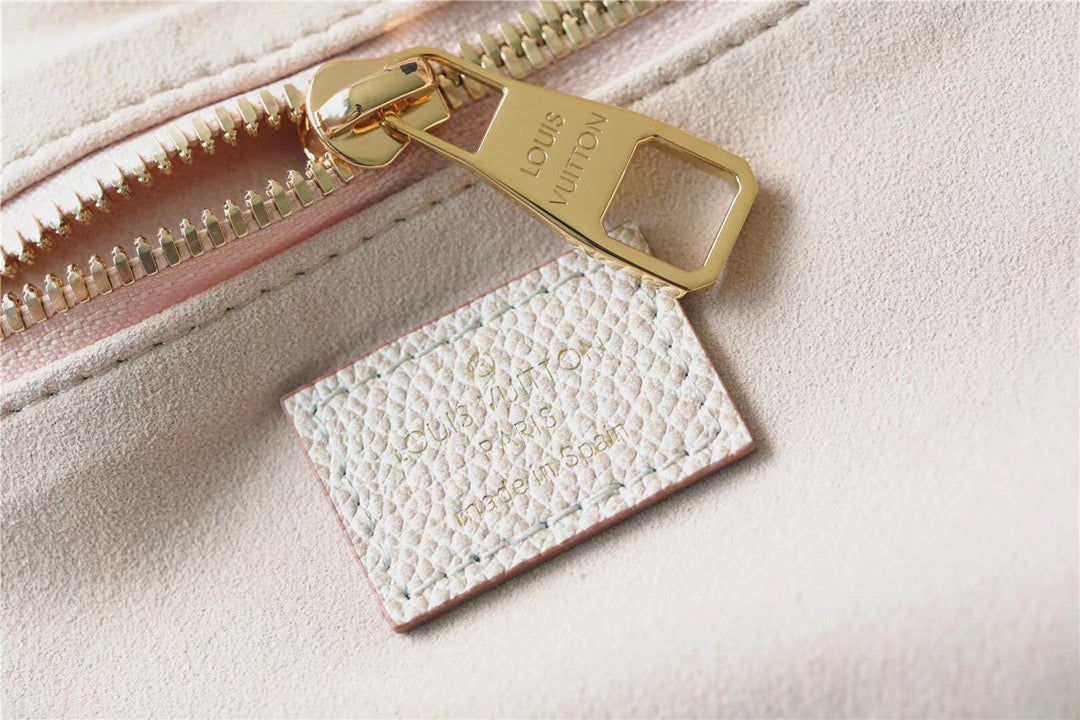 LV Neverfull MM Monogram Empreinte Pale Beige For Womtlm,  Shoulder and Crossbody Bags 12.2in/31cm LV M46231