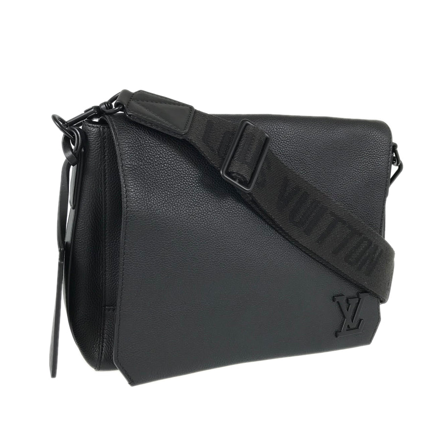 LOUIS VUITTON Aerogram Takeoff Messenger M57080 Messenger bag
