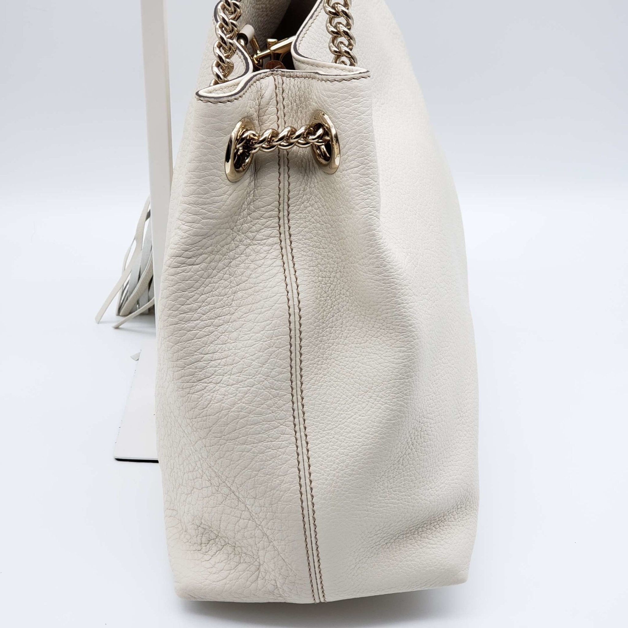 Gucci GG Soho on Chain Medium White Shoulder Bag