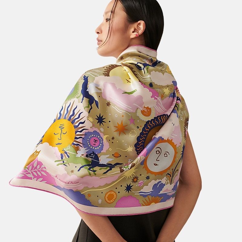 Au Royaume D Helios Scarf 70