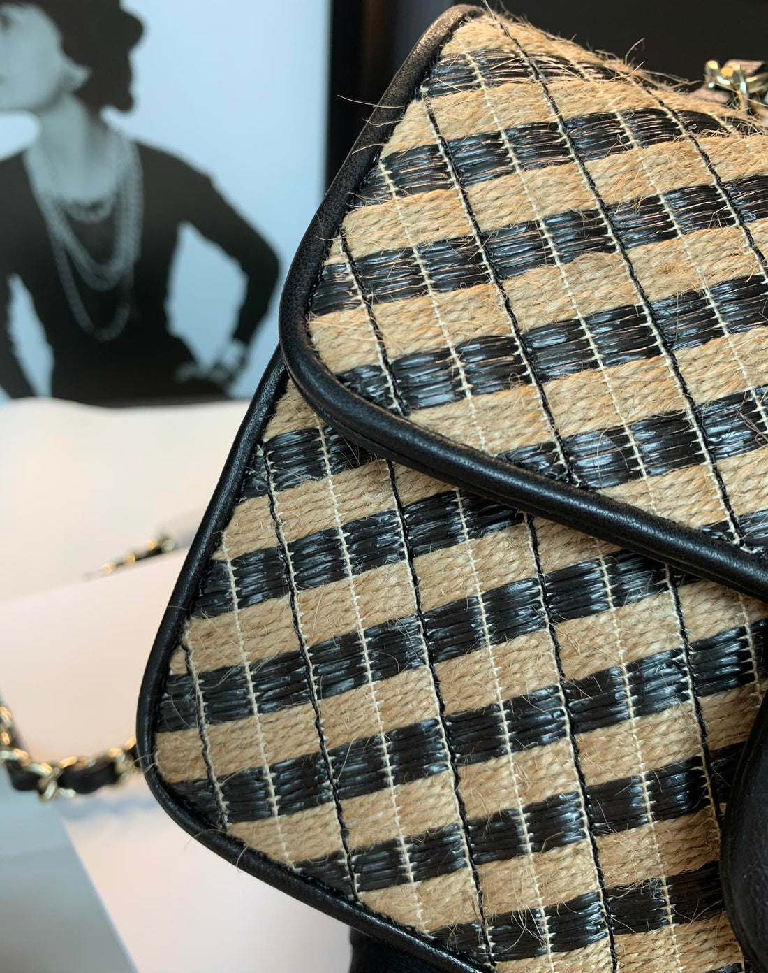 Chanel - Luxury Bag - CHL - 751