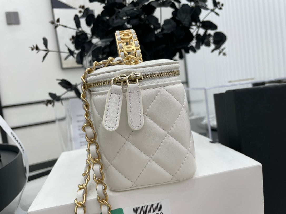 Chanel - Luxury Bag - CHL - 501
