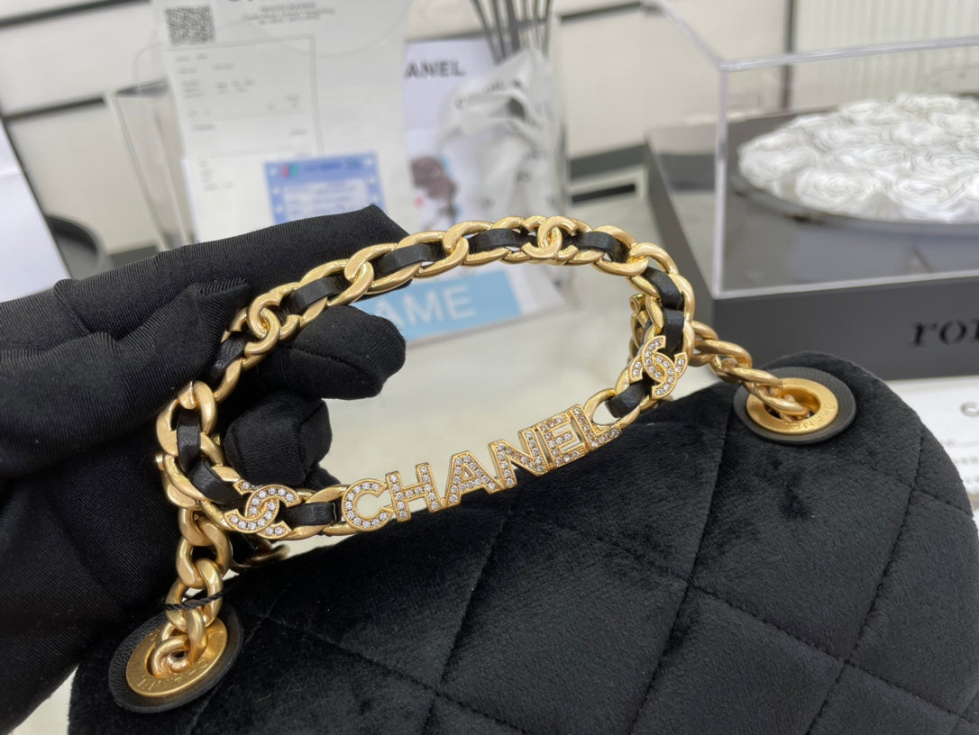 Chanel - Luxury Bag - CHL - 670