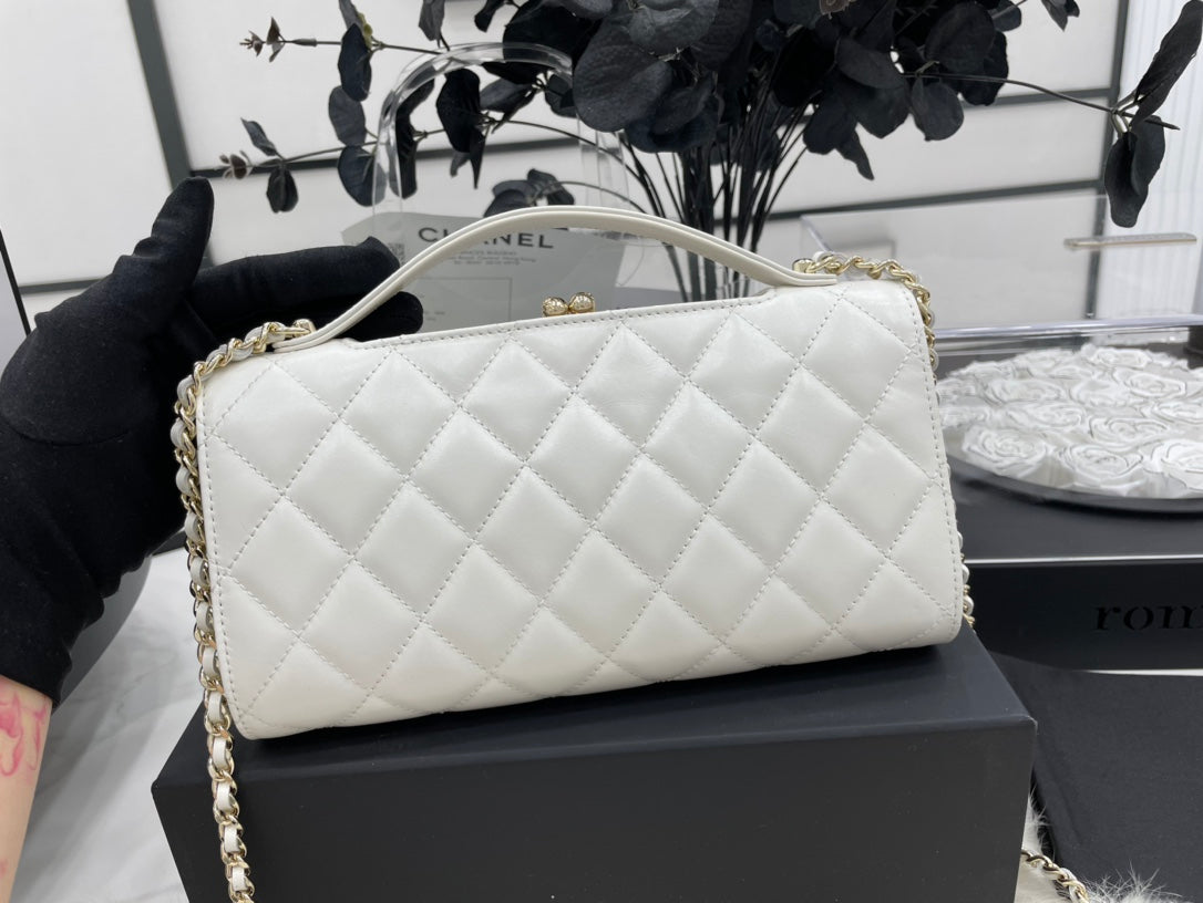 Chanel - Luxury Bag - CHL - 642