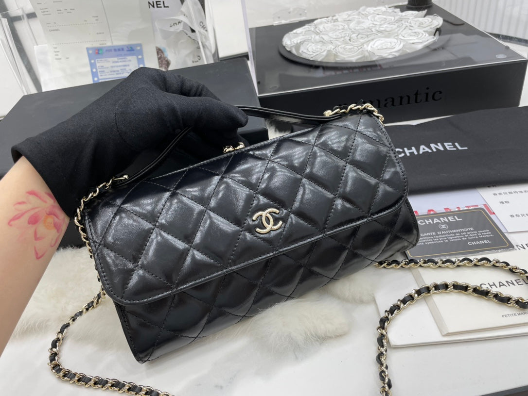 Chanel - Luxury Bag - CHL - 641