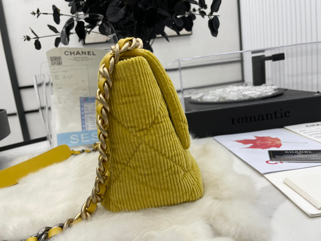 Chanel - Luxury Bag - CHL - 675