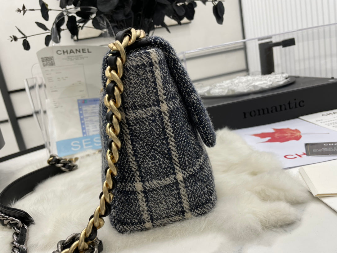 Chanel - Luxury Bag - CHL - 484