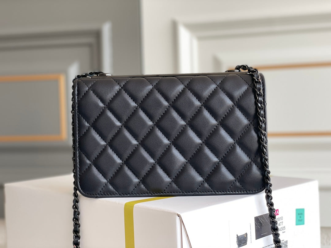 Chanel - Luxury Bag - CHL - 610