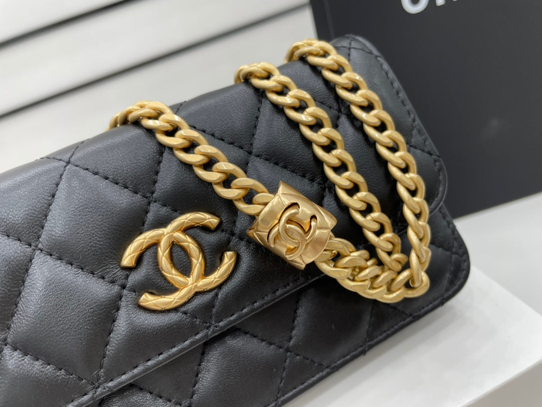 Chanel - Luxury Bag - CHL - 623