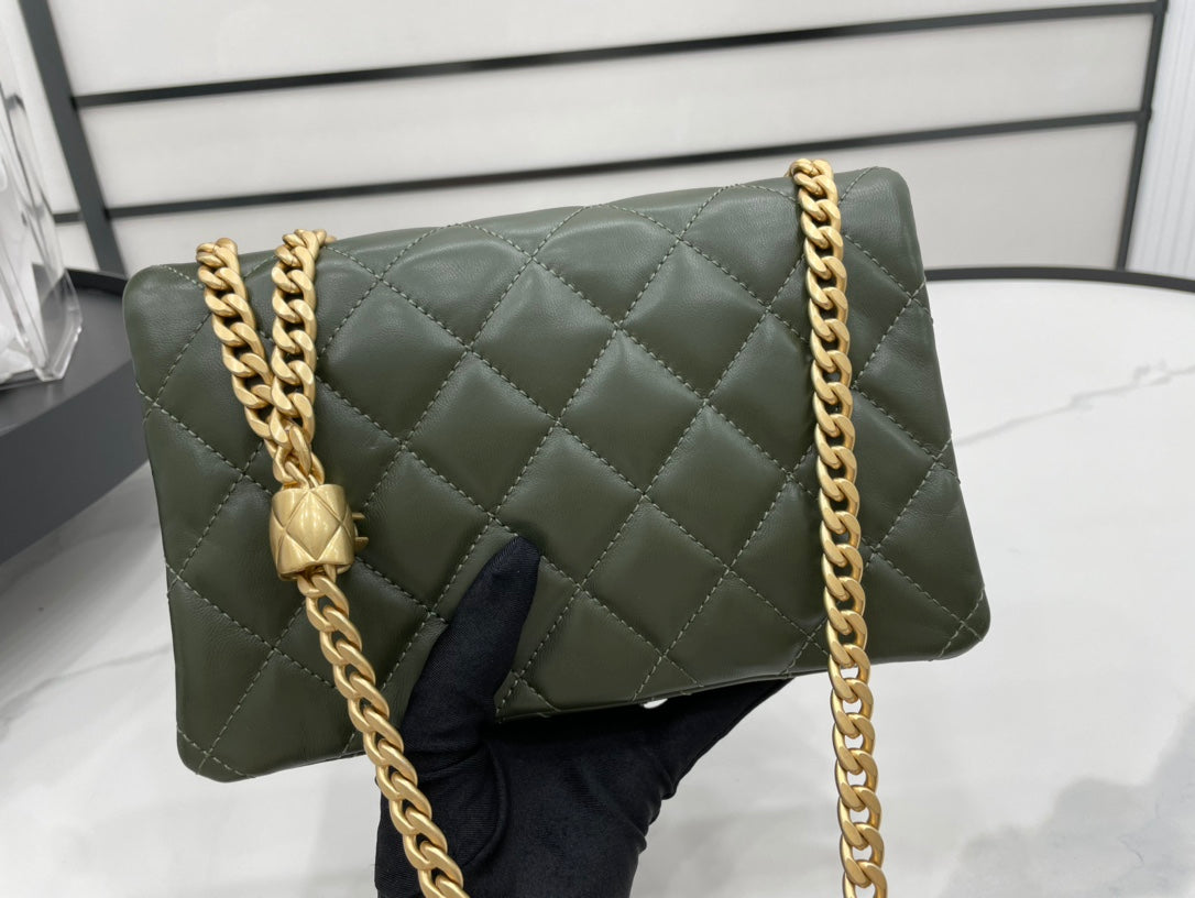 Chanel - Luxury Bag - CHL - 626