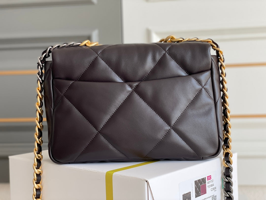 Chanel - Luxury Bag - CHL - 582
