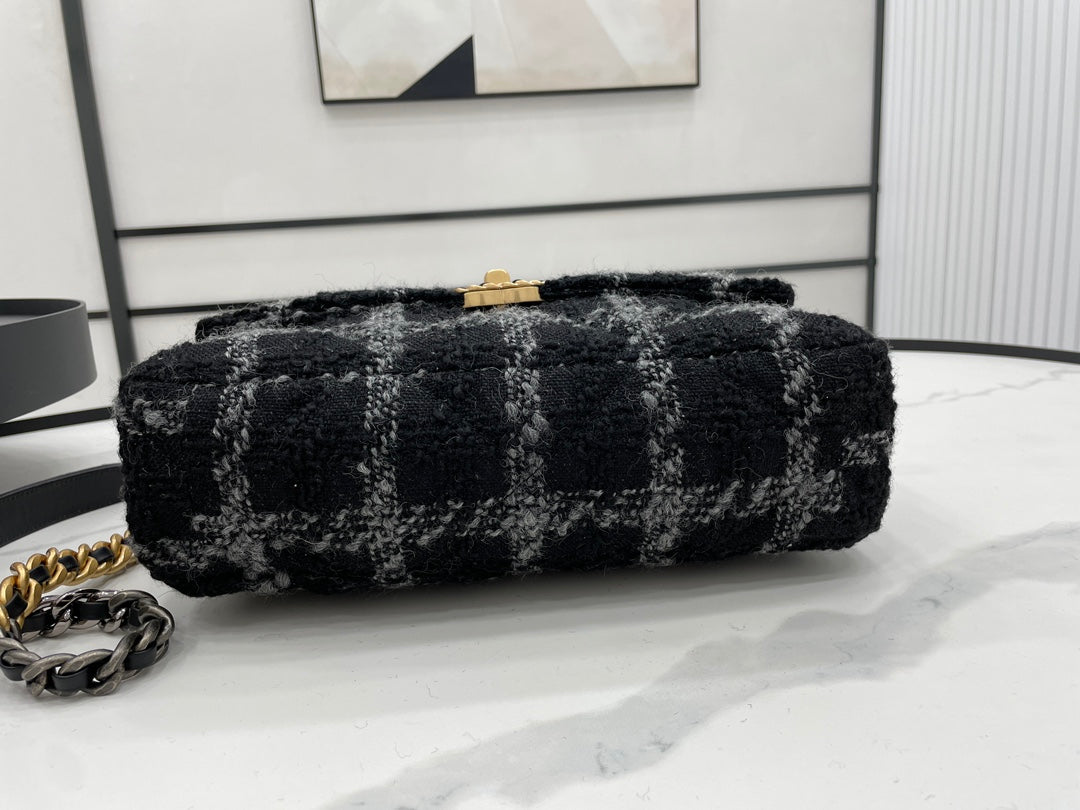 Chanel - Luxury Bag - CHL - 486