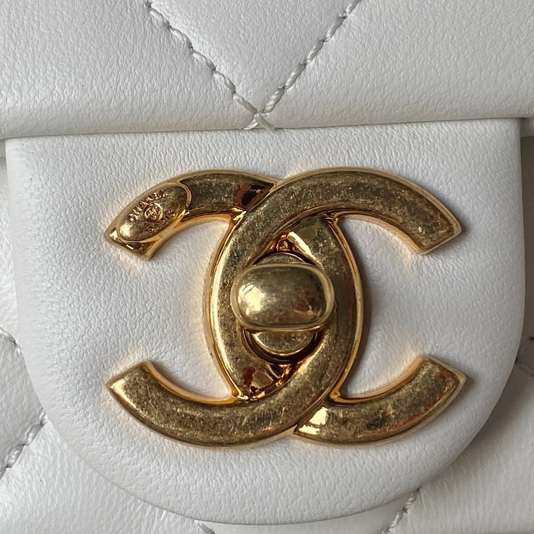 Chanel - Luxury Bag - CHL - 381