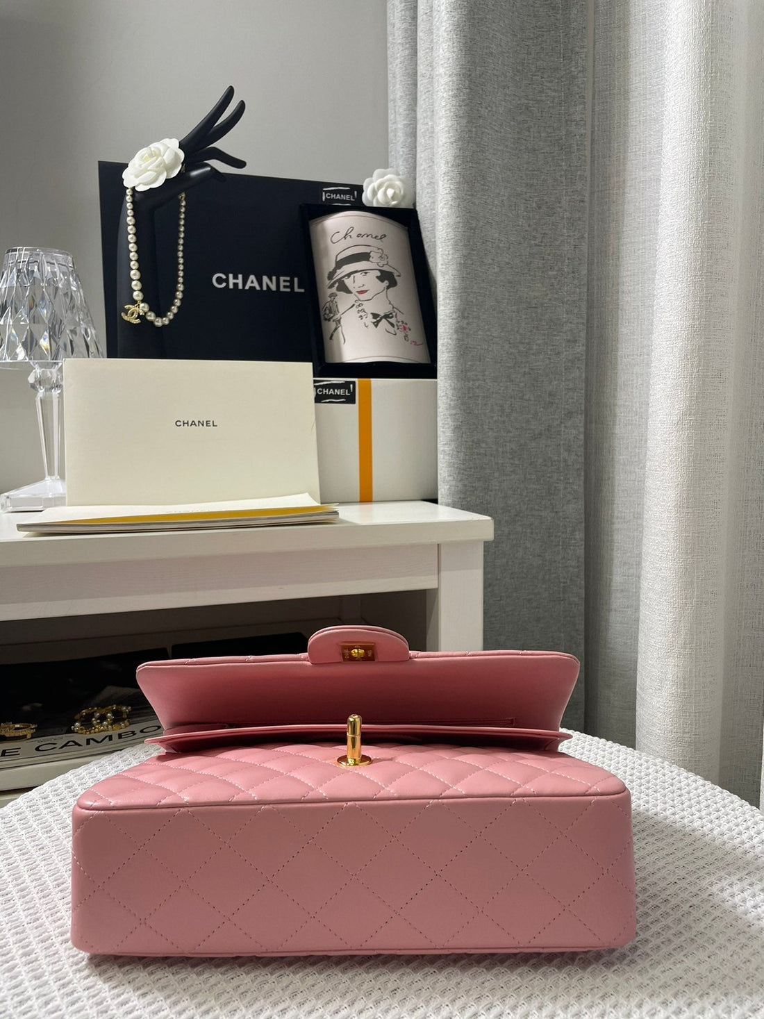 Chanel - Luxury Bag - CHL - 406