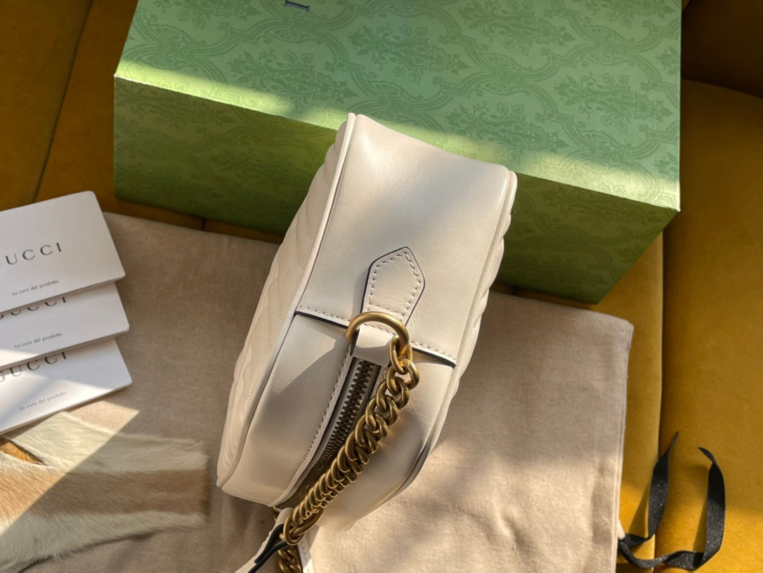 Gucci GG Marmont Small Matelasse Shoulder Bag