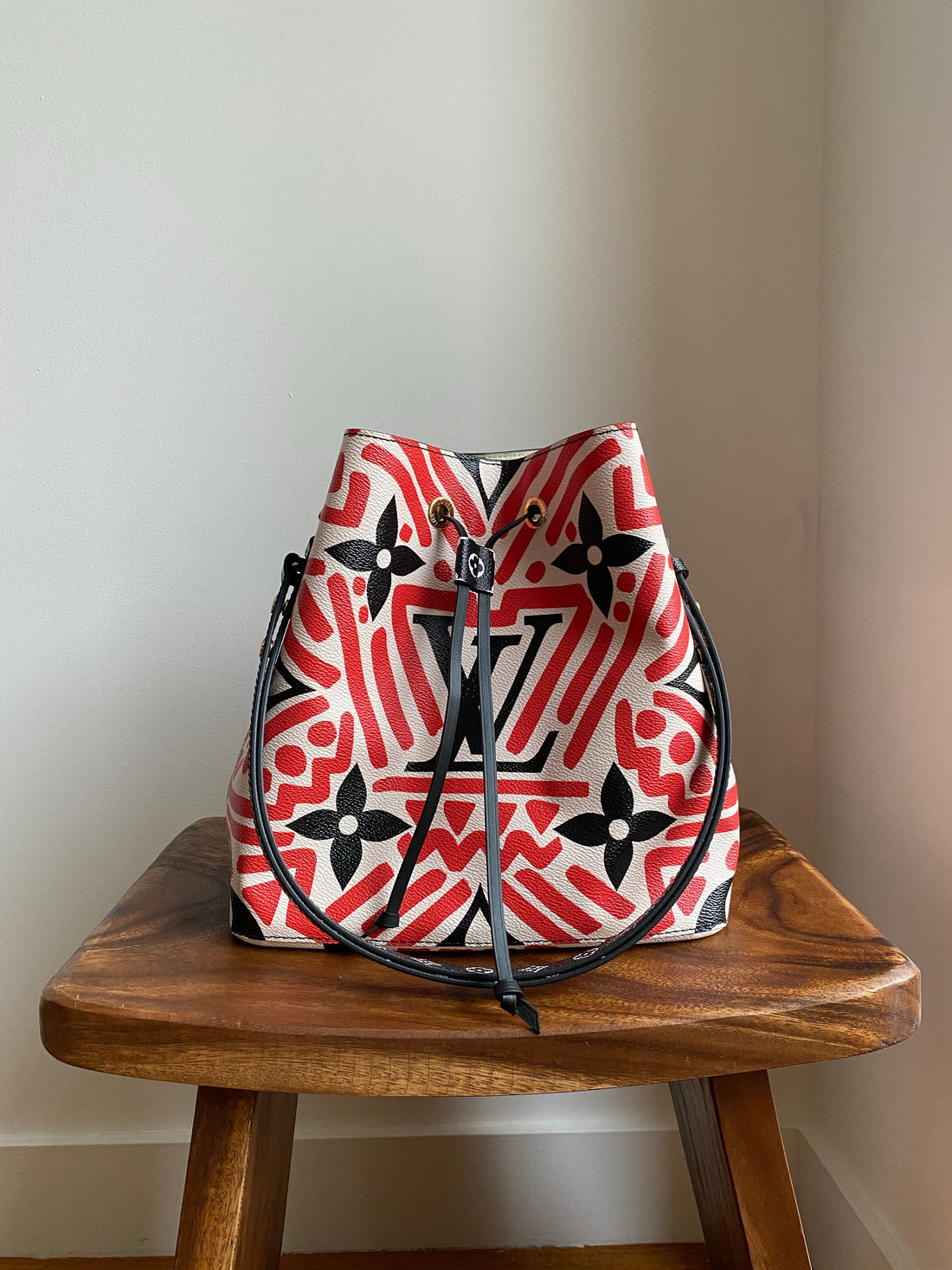 Louis Vuitton LV Crafty Neonoe MM M45362