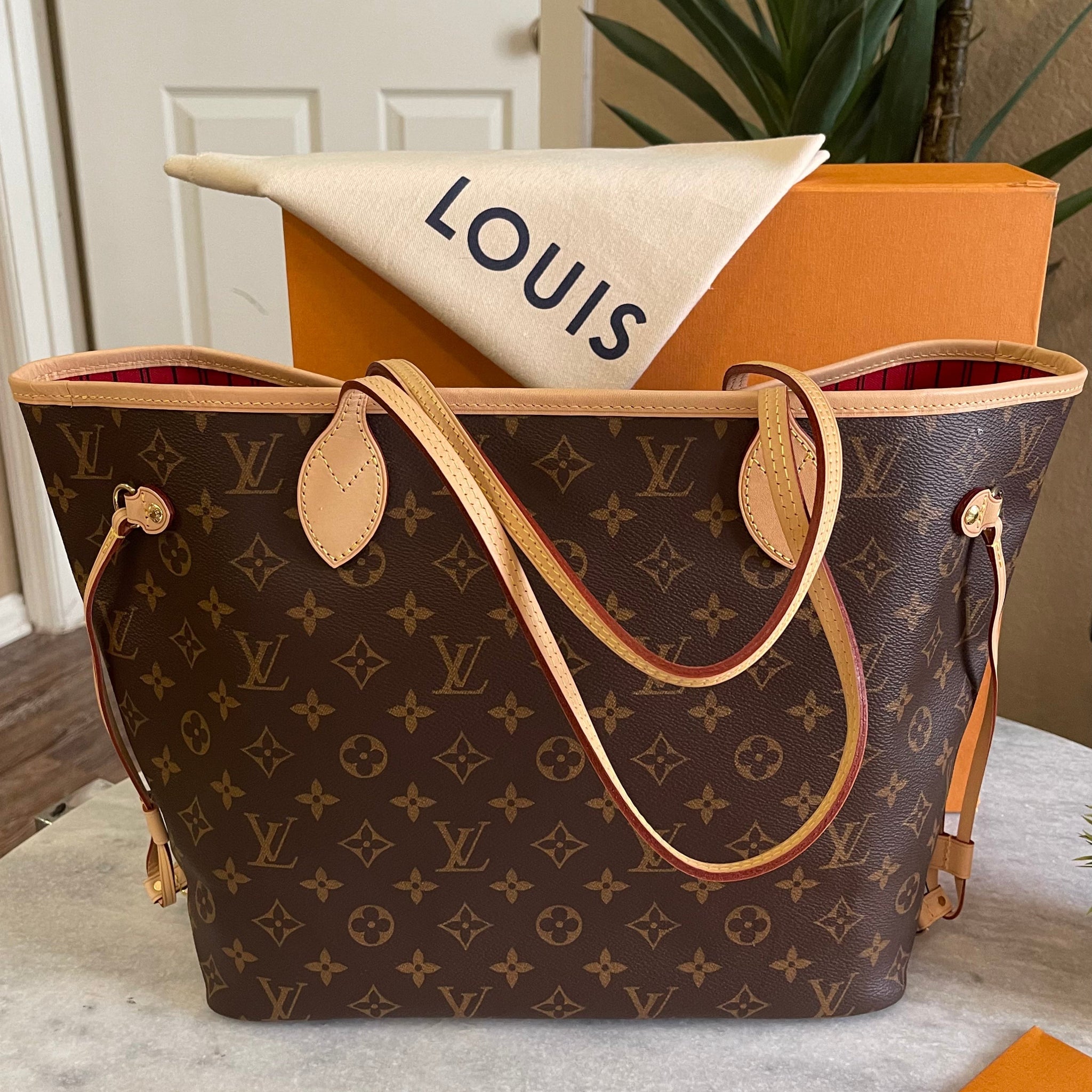 Louis Vuitton 2022 Neverfull MM Monogram Tote Bag in Cherry