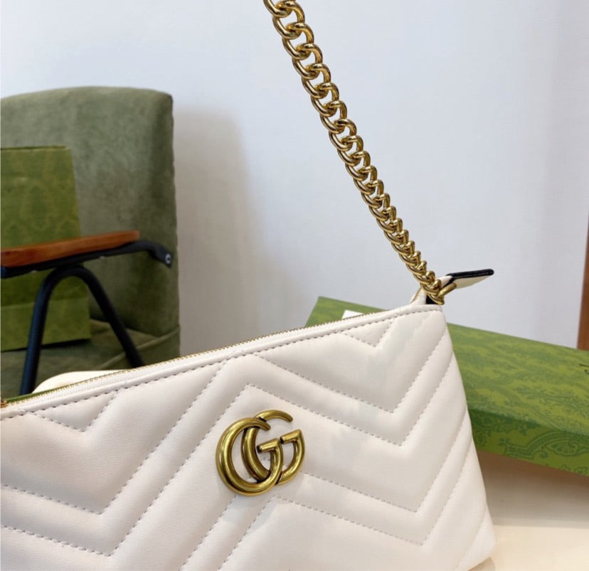 Gucci Woman crossbody ( white)