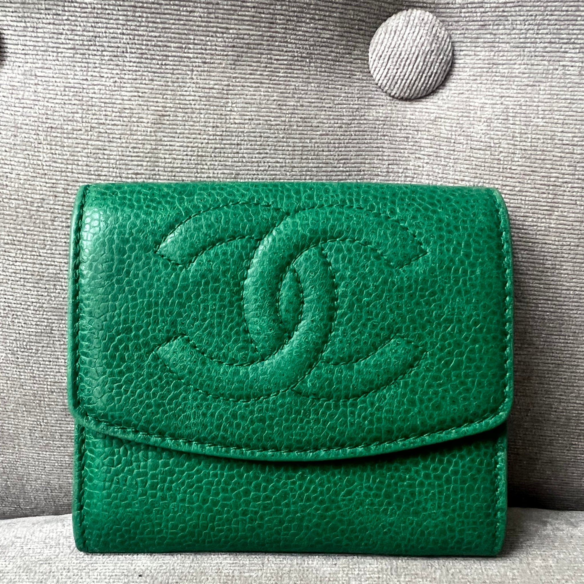 Chanel Vintage Timeless CC Flap Card Holder in Green Caviar