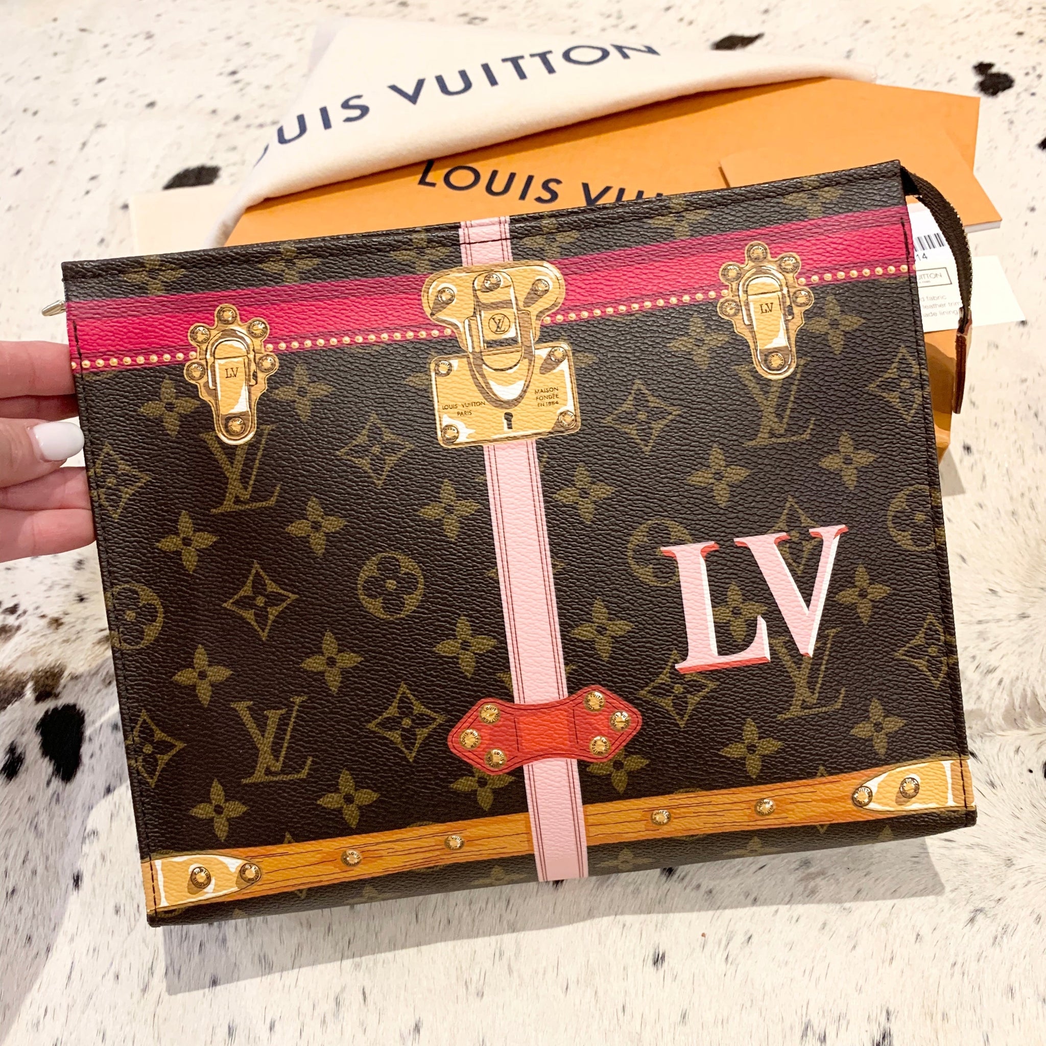 LOUIS VUITTON Monogram LIMITED EDITION Summer Trunks Toiletry Pouch 26