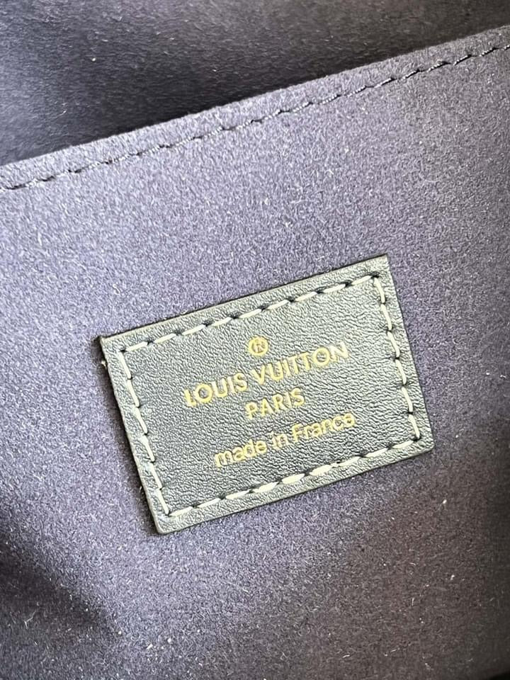 Louis Vuitton  MM Bag