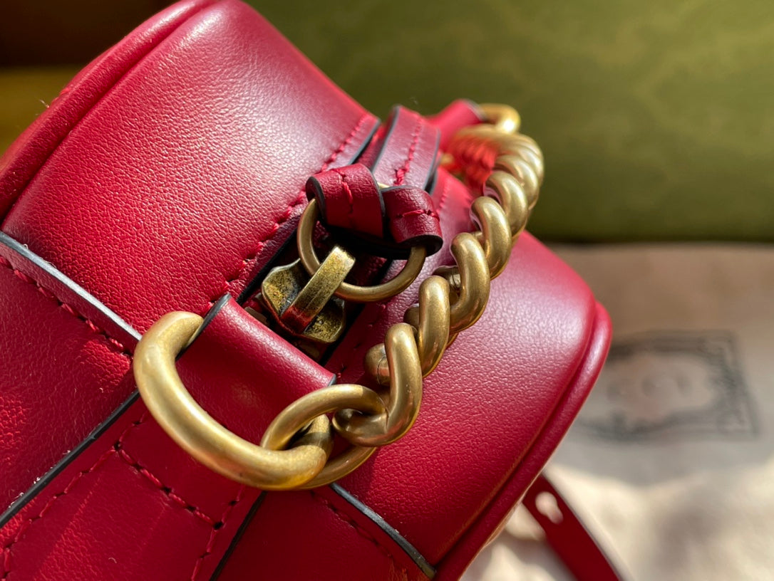 Gucci GG Marmont Small Matelasse Shoulder Bag