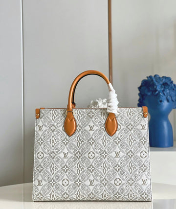 Louis Vuitton  MM Bag