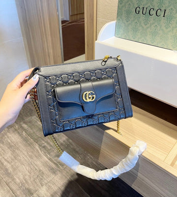 Black Gucci crossbody /shoulder handbag