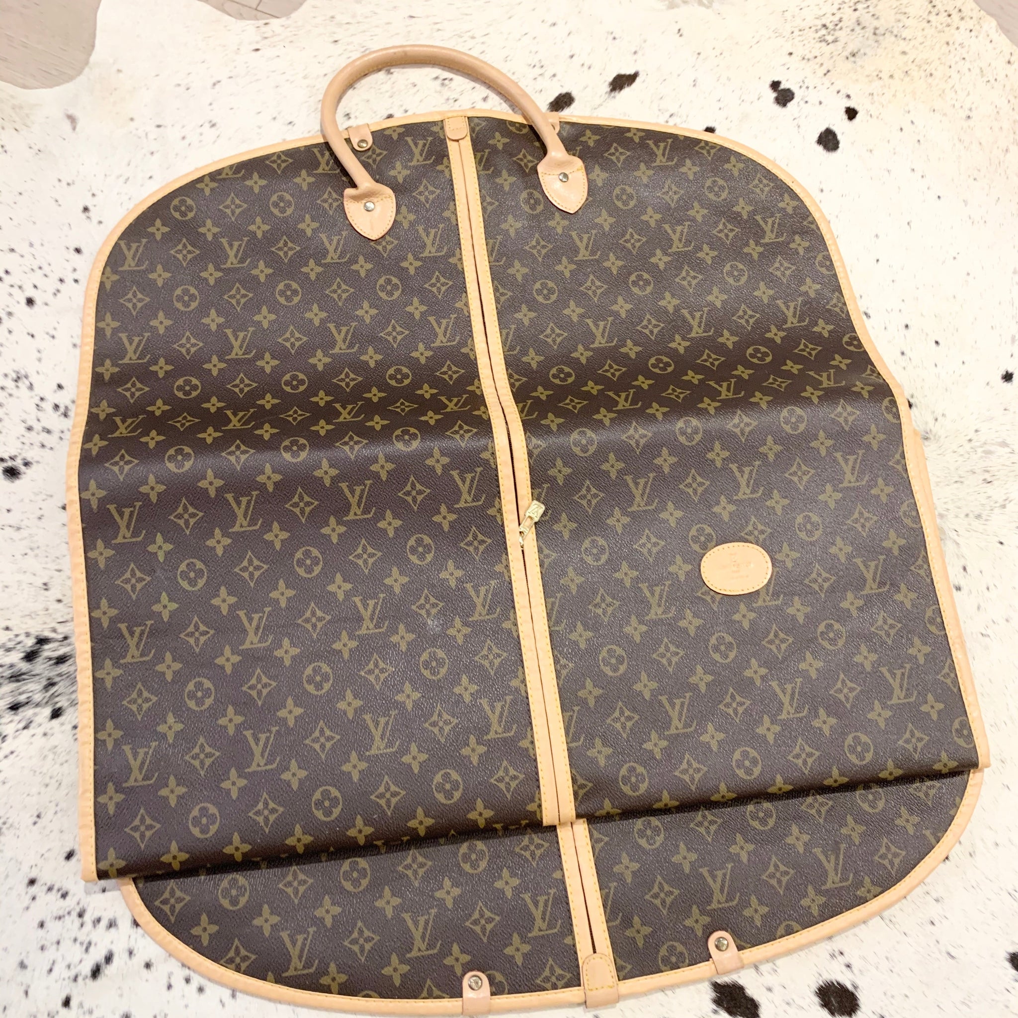 LOUIS VUITTON Vintage Monogram Garment Cover