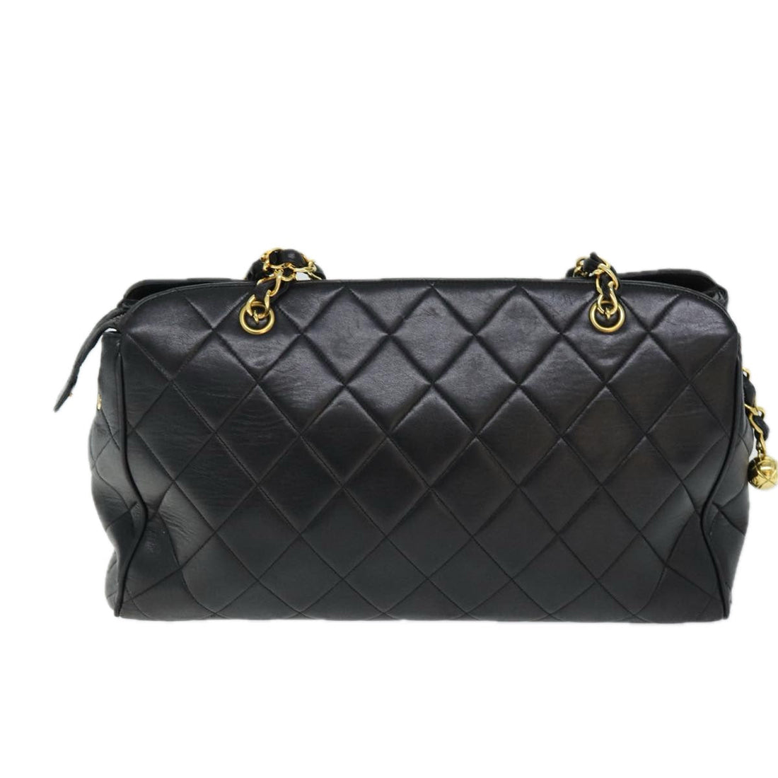 CHANEL Matelasse Chain Shoulder Bag Lamb Skin Black CC Auth ki4411