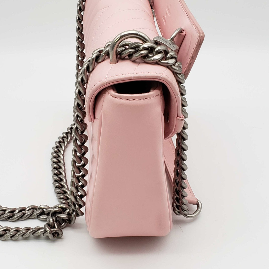 Louis Vuitton New Wave Chain Pink Shoulder Bag