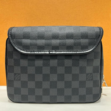 Louis vuitton - Trousse de toilette homme.