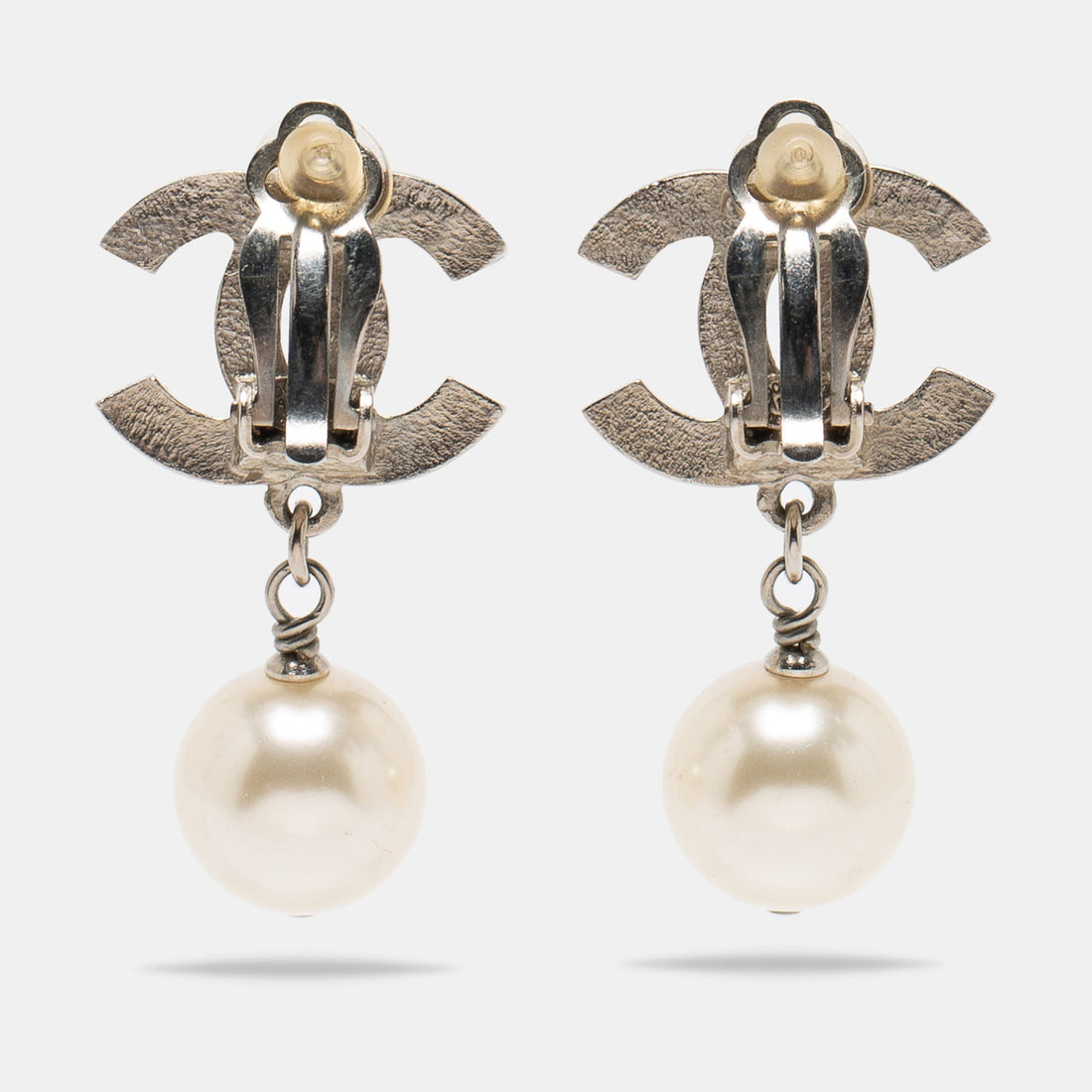 Chanel Silver Tone CC Quilt Faux Pearl Drop Earring