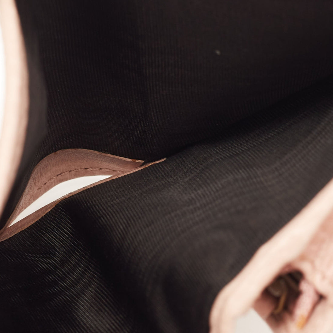 Gucci Light Pink Leather Butterfly Embellished Flap Card Case