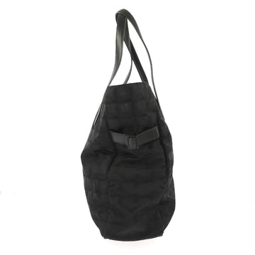 CHANEL Shoulder Bag in Black Fabric