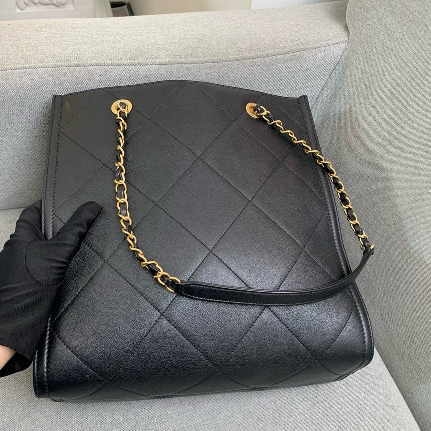Chanel Tote Bag 21ss