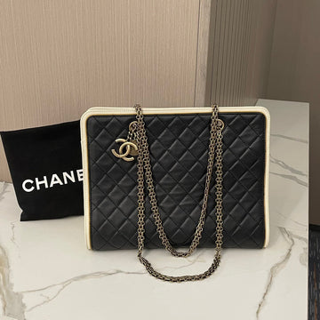 Chanel Tote Bag, Elegant and Comfortable, 17xxxxxx Purchased in 2013