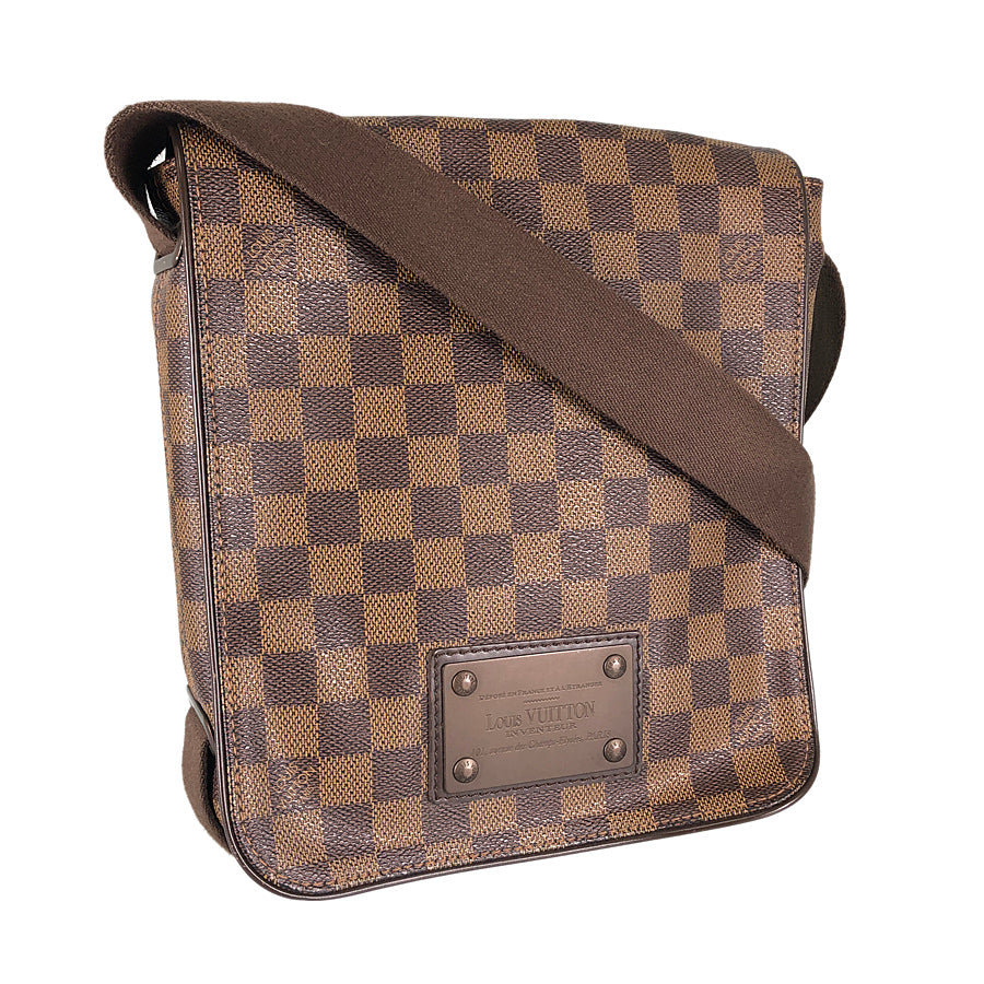 LOUIS VUITTON Damier Brooklyn PM Shoulder Bag
