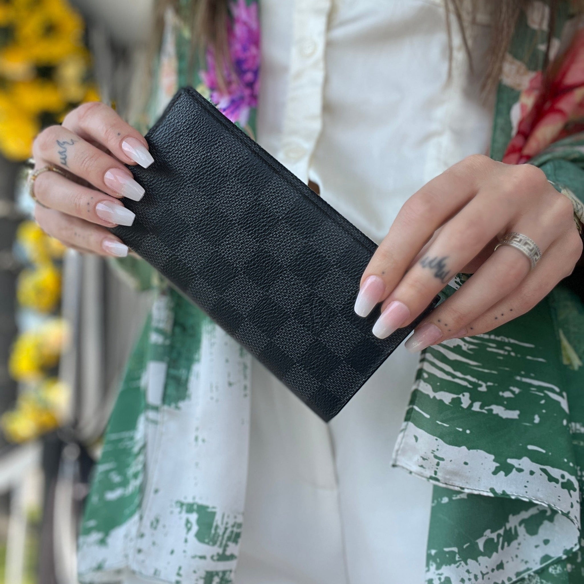 Louis Vuitton Damier Graphite Brazza Wallet