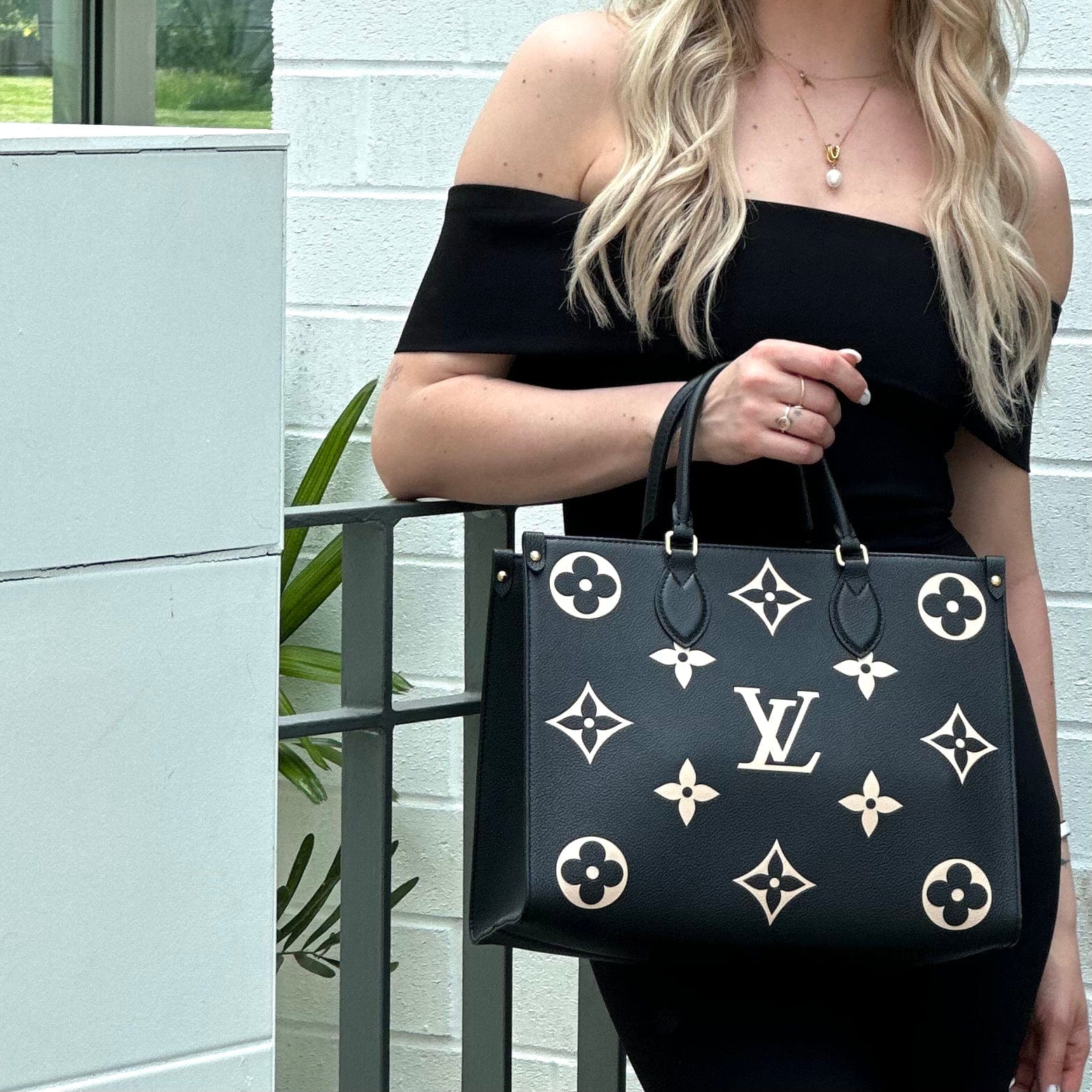 Louis Vuitton Bicolor Monogram Giant Empriente OnTheGo MM