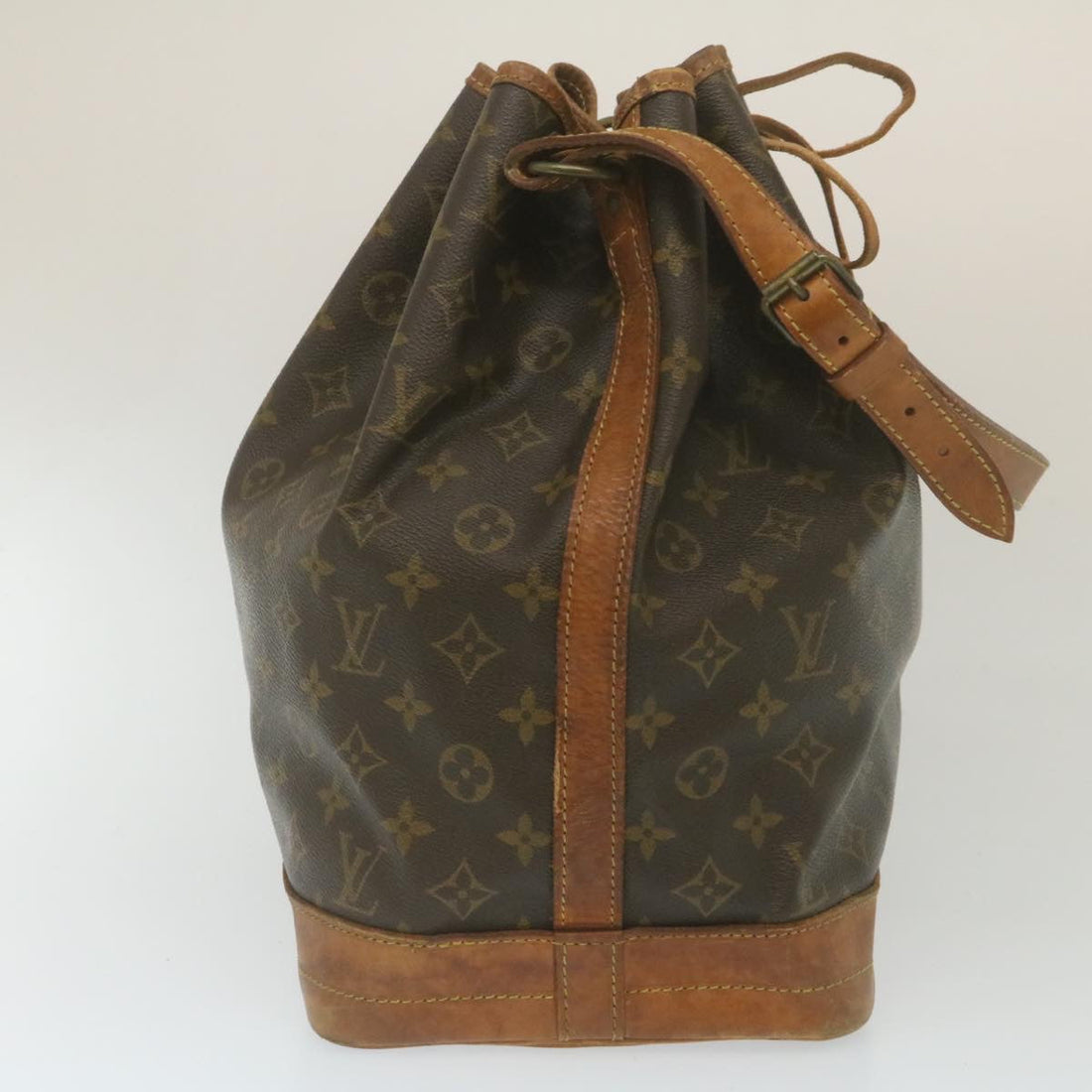 LOUIS VUITTON Monogram Noe Shoulder Bag M42224 LV Auth th2448