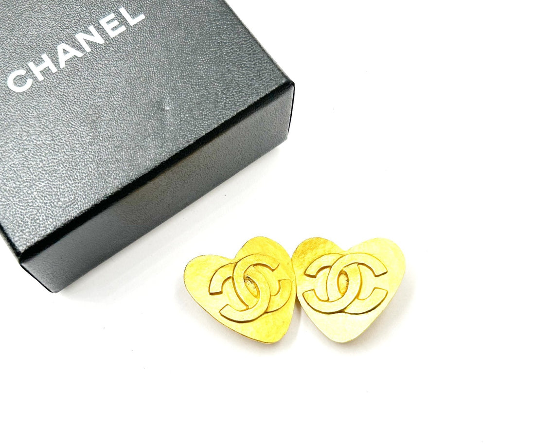 CHANEL Vintage Gold Plated CC Heart Clip on Earrings