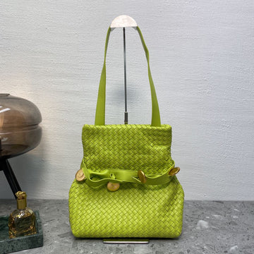 BV Intrecciato Shoulder Bag Neon Gretlm, For Womtlm, Womtlm’s Bags 10.2in/26cm